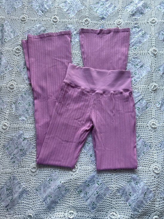 PINK Victoria's Secret Pants - Victoria’s Secret PINK soft seamless cable flare leggings